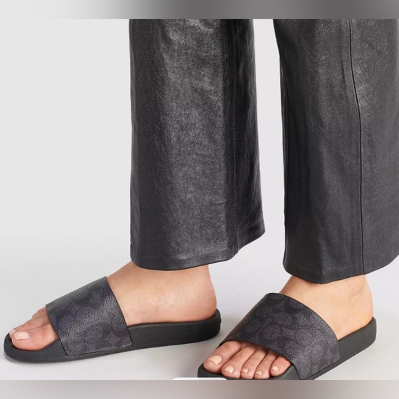 Women’s Coach Udele Sport Slide in Charcoal Black - Size 8 - Picture 2 of 8
